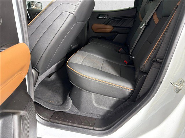 Used 2025 GMC Canyon AT4 AWD/4WD image 21