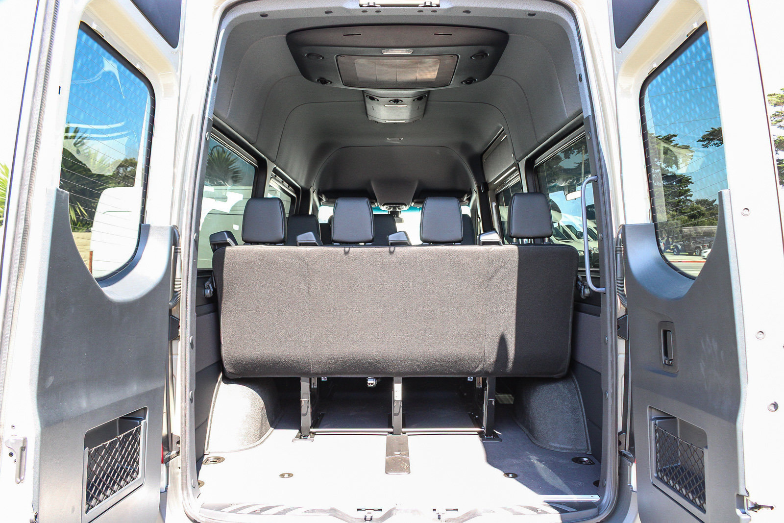New 2025 Mercedes-Benz Sprinter 2500 image 26