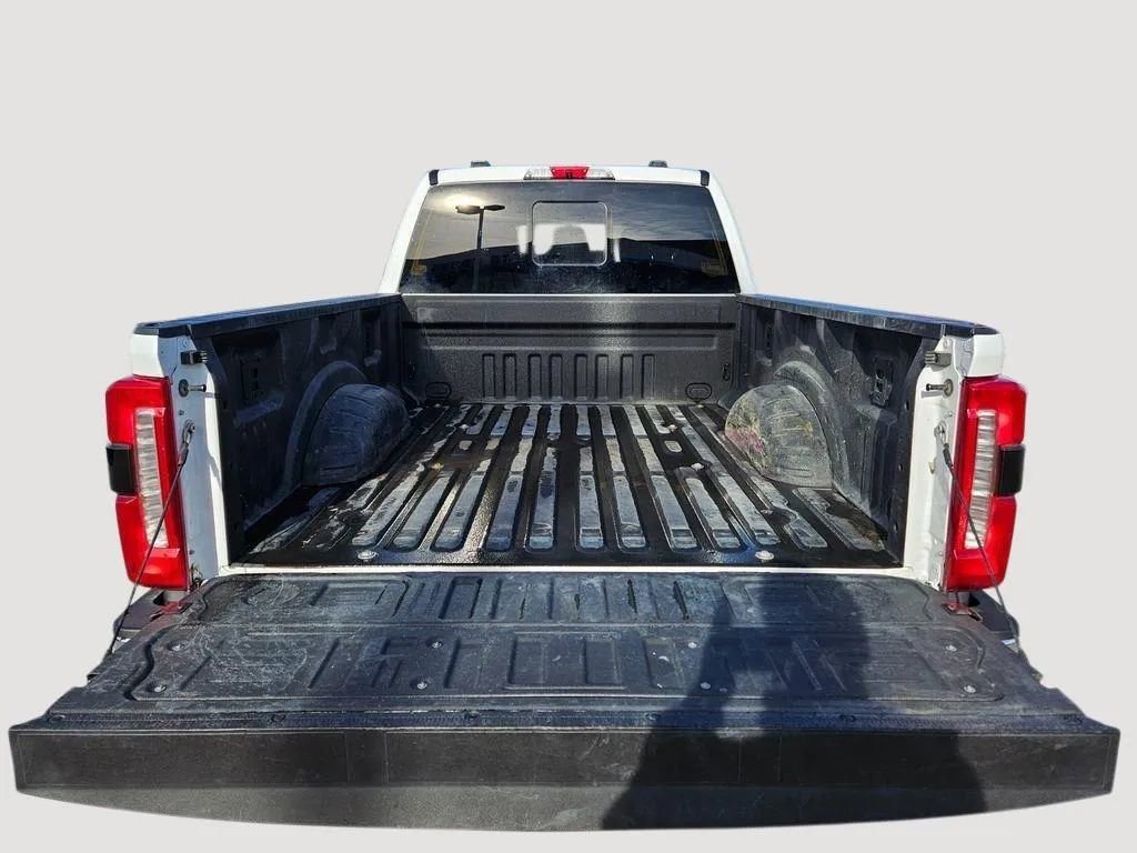 Used 2024 Ford F250 Lariat w/ Chrome Package image 10