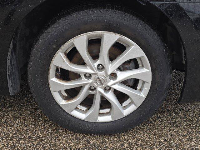 Used 2019 Nissan Sentra SV FWD image 5