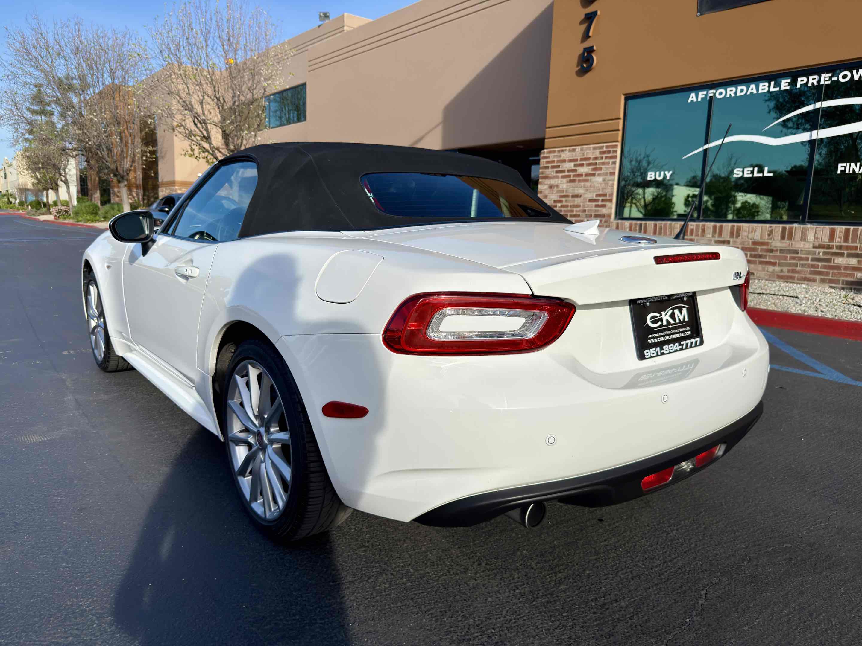 Used 2018 FIAT 124 Spider Lusso w/ Convenience Group image 13