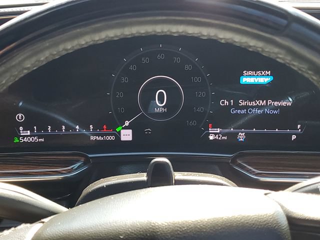 Used 2024 Cadillac Escalade Premium Luxury w/ LPO, Floor Liner Package AWD/4WD image 13