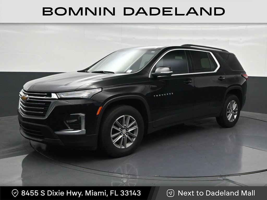 Used 2023 Chevrolet Traverse LT FWD image 1