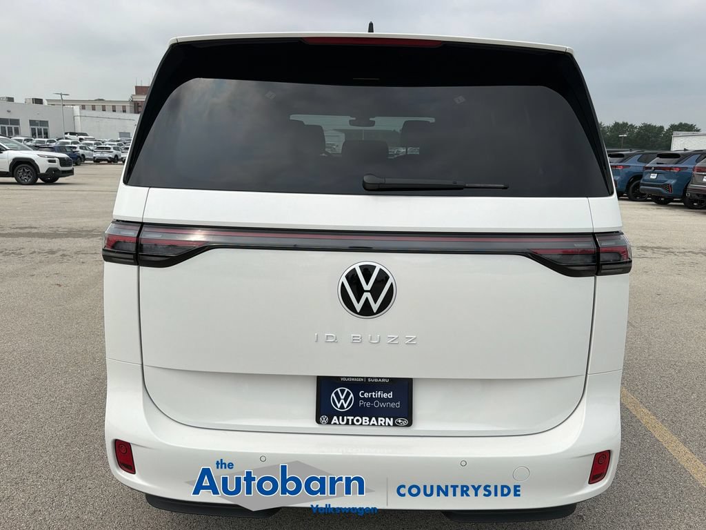 Certified 2025 Volkswagen ID. Buzz Pro S RWD image 5