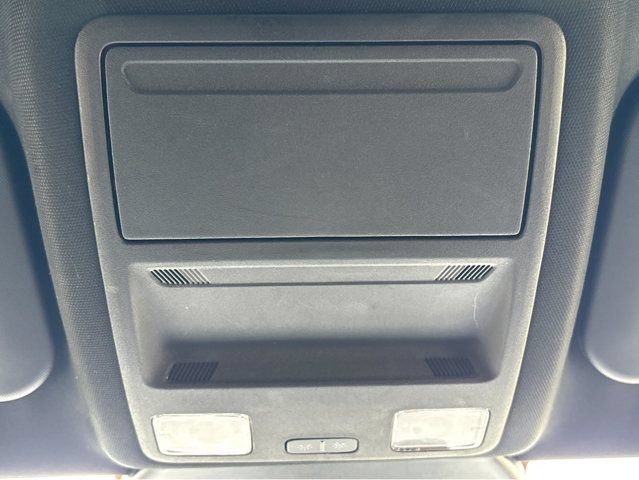 Used 2025 Ford Escape ST-Line FWD image 34
