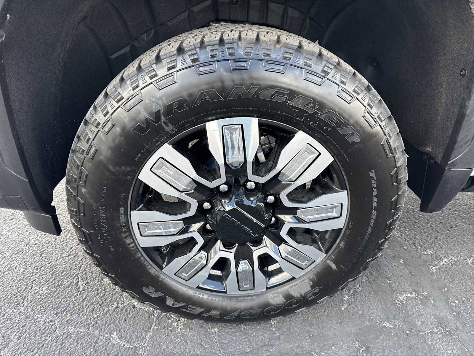 New 2026 GMC Sierra 2500 Denali w/ Denali Reserve Package AWD/4WD image 19