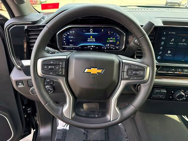 Used 2025 Chevrolet Silverado 1500 LT AWD/4WD image 22