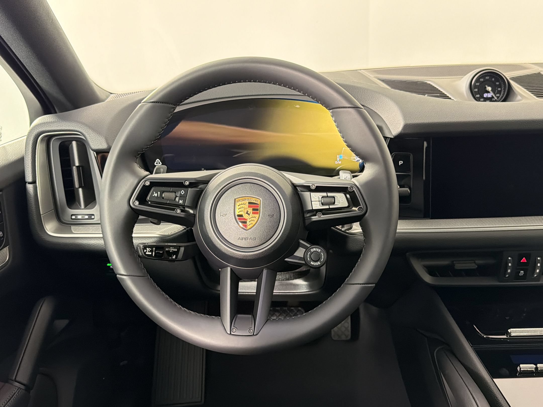 Certified 2026 Porsche Cayenne Coupe AWD/4WD image 20