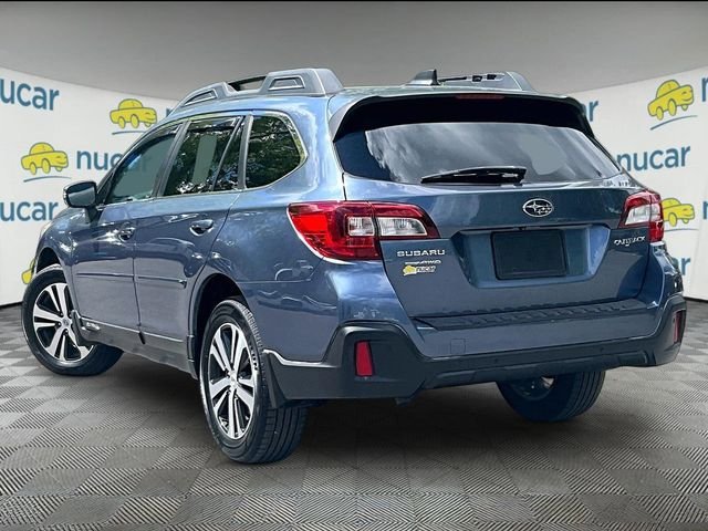 Used 2018 Subaru Outback 2.5i Limited AWD/4WD image 2