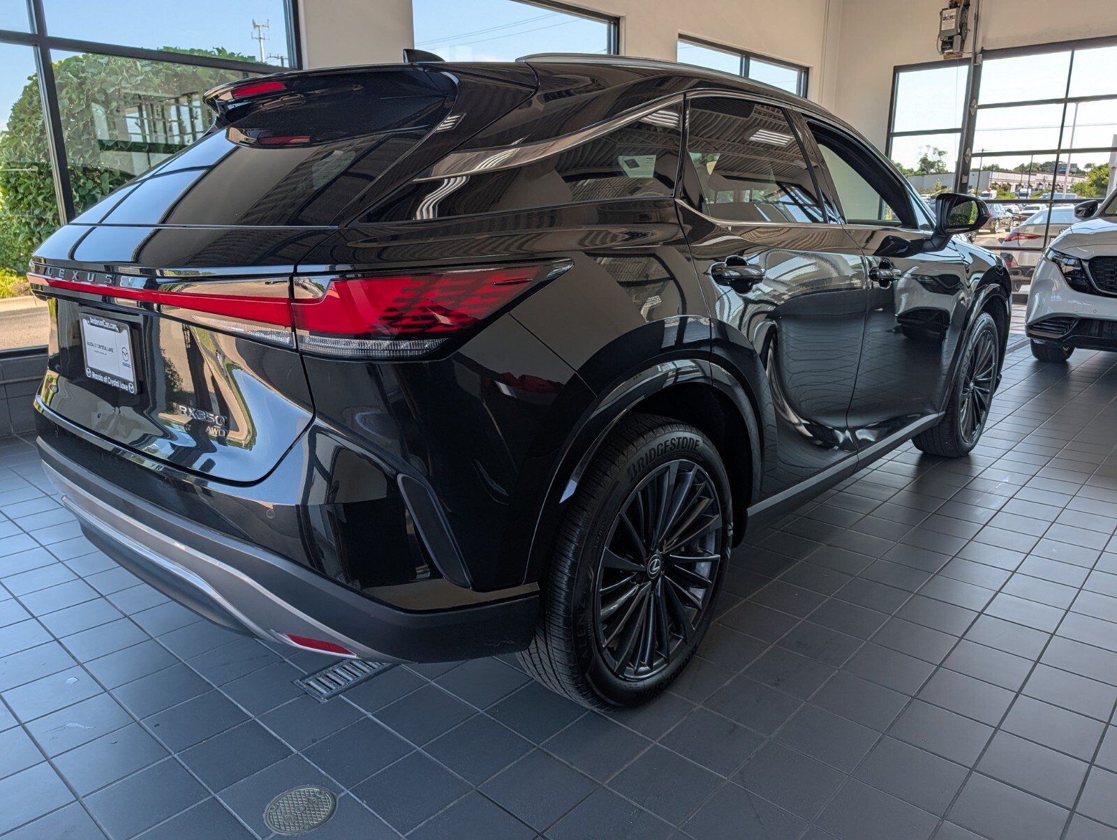 Used 2024 Lexus RX 350 Premium w/ Convenience Package AWD/4WD image 2