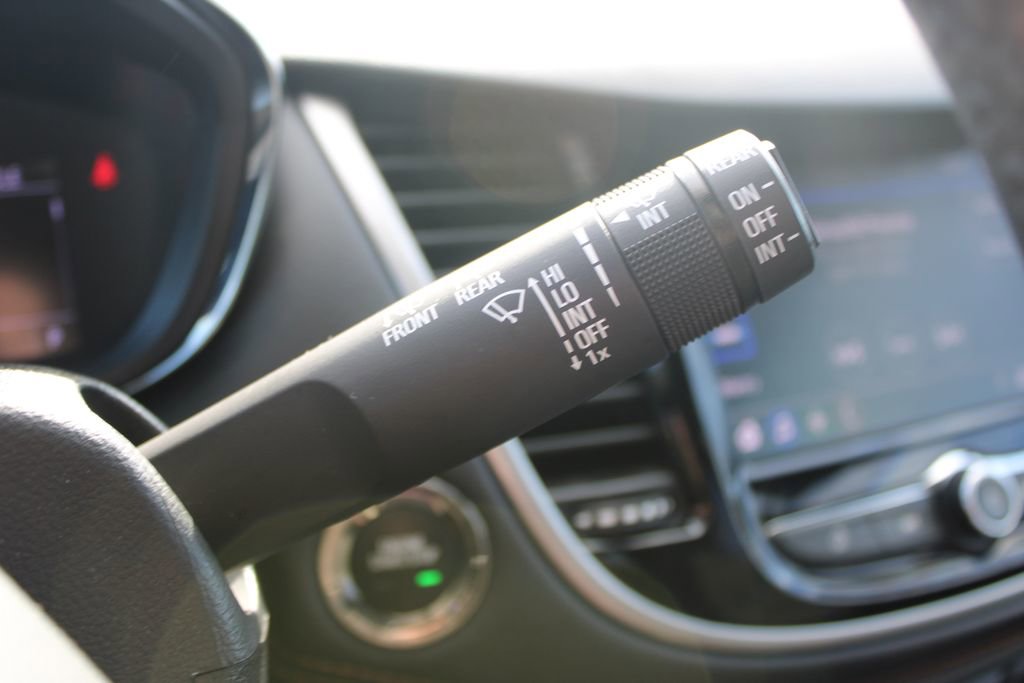 Used 2020 Chevrolet Trax LT w/ LT Convenience Package image 37