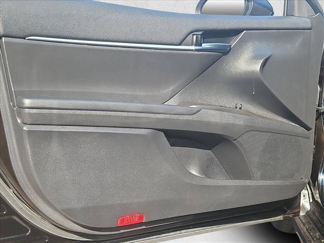 Certified 2023 Toyota Camry SE w/ Blackout Package (TMS) AWD/4WD image 10