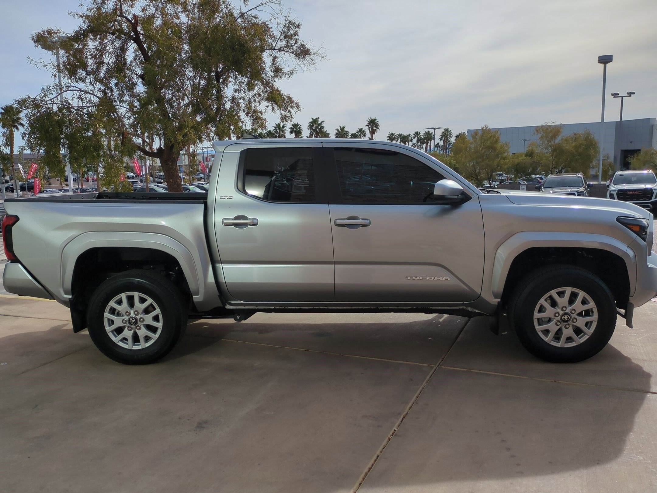 Used 2024 Toyota Tacoma SR5 image 6