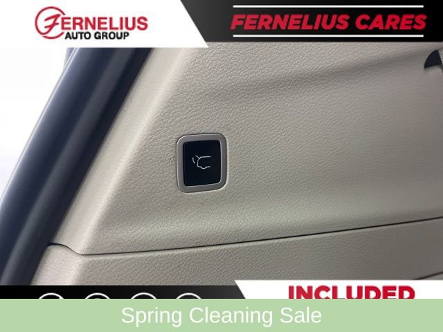 Used 2023 Chrysler Pacifica Limited FWD image 18