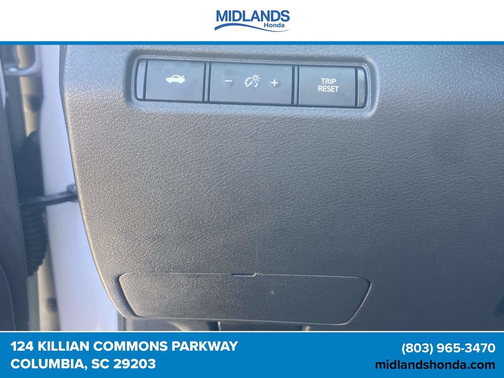 Used 2024 Nissan Altima 2.5 SR AWD/4WD image 18