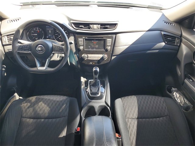 Certified 2019 Nissan Rogue S image 3