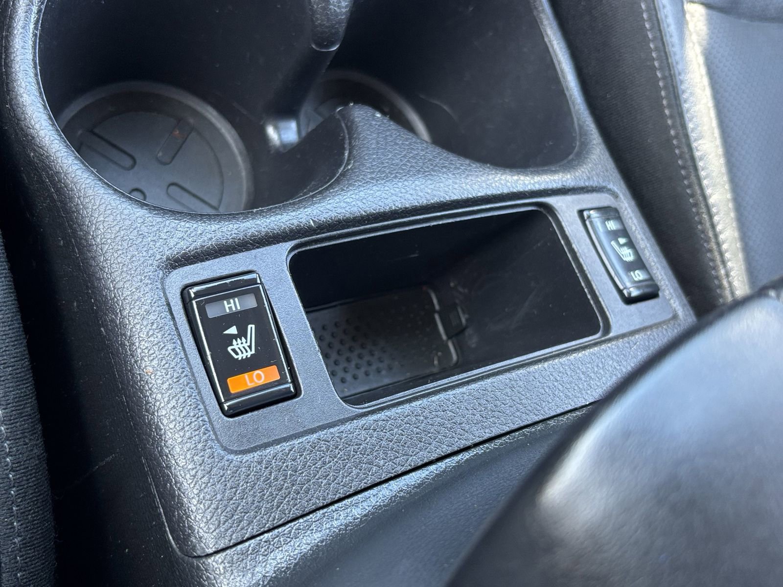 Used 2018 Nissan Rogue SL image 8