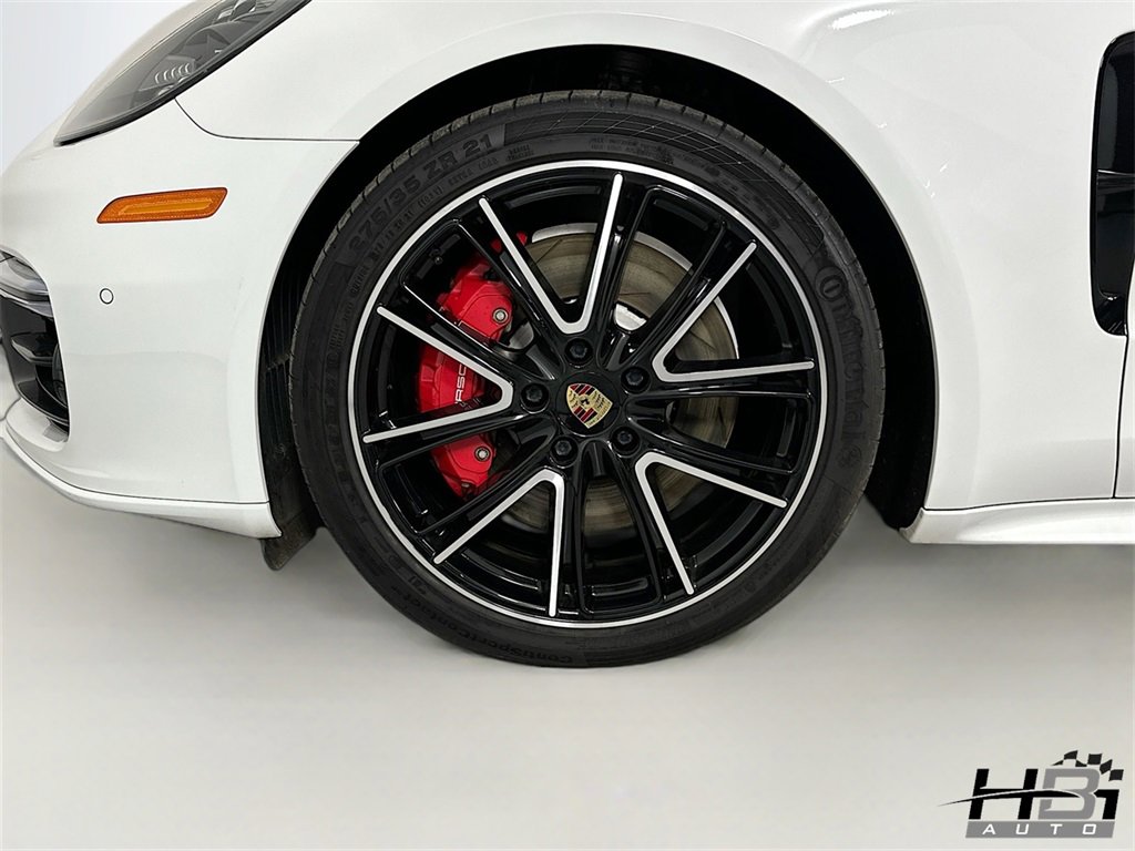 Used 2020 Porsche Panamera GTS image 21