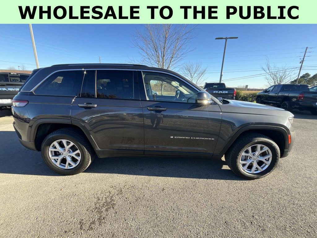 Used 2022 Jeep Grand Cherokee Limited image 10