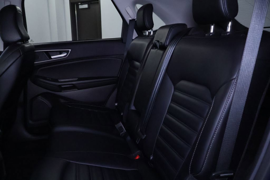 Used 2024 Ford Edge SEL image 14