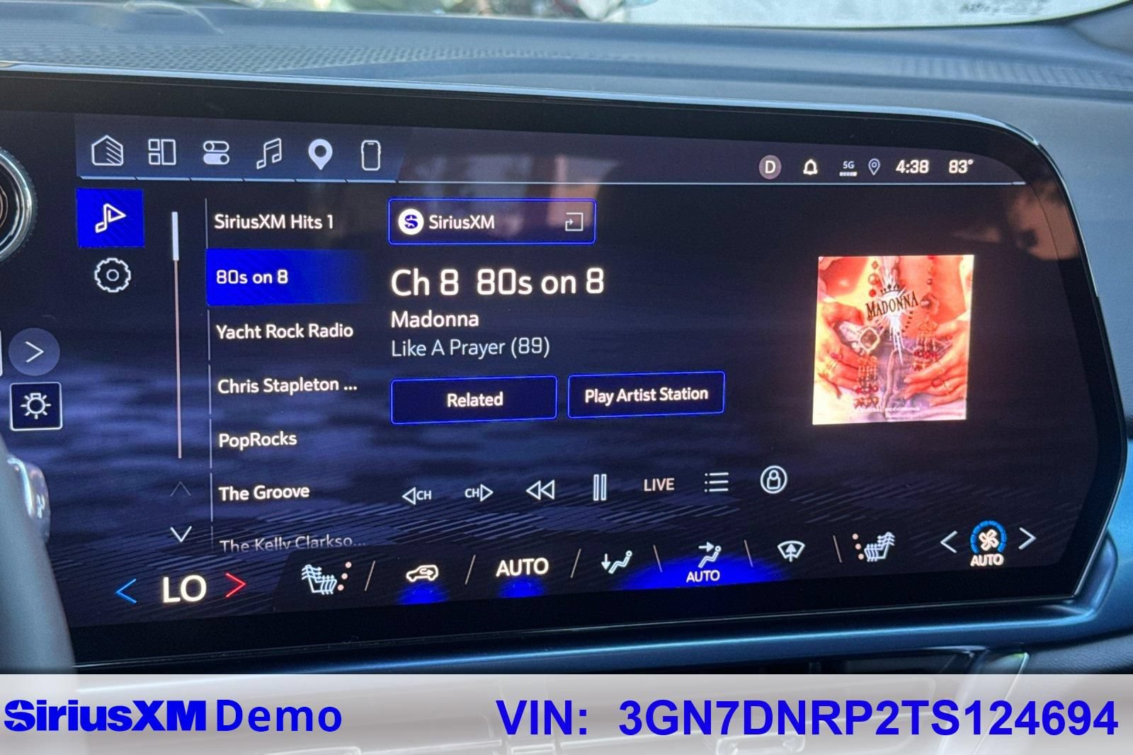 Used 2026 Chevrolet Equinox EV LT FWD image 52