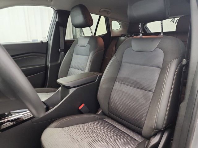 Used 2024 Chevrolet Trax LT image 33