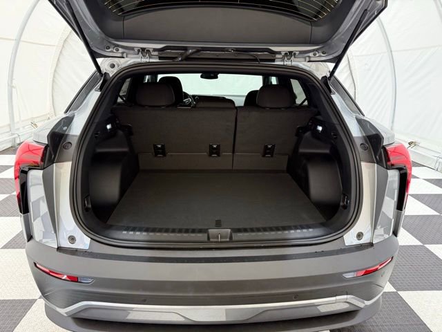 New 2025 Chevrolet Blazer EV LT image 4