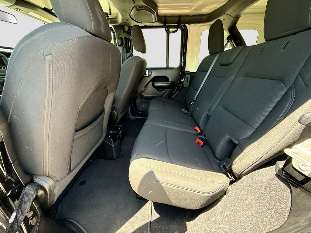 Used 2021 Jeep Wrangler Unlimited Sport AWD/4WD image 25