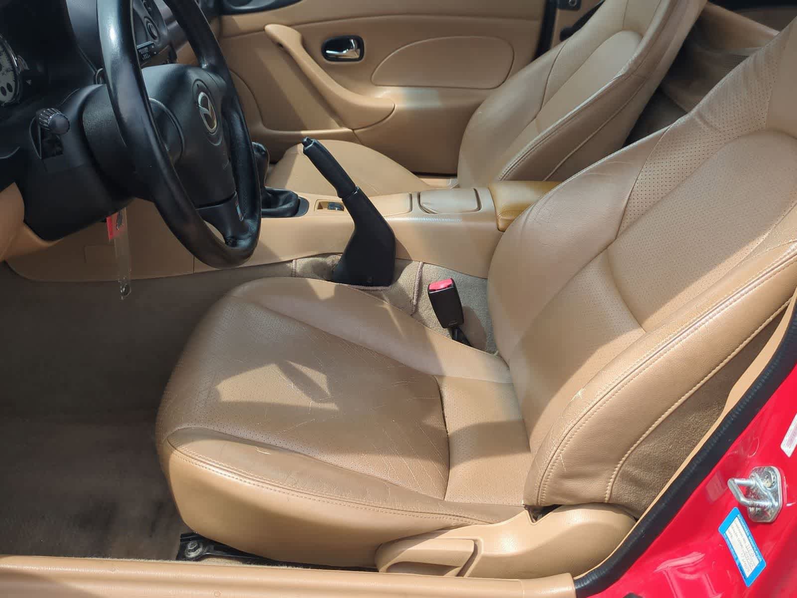 Used 2001 MAZDA MX-5 Miata RWD image 16