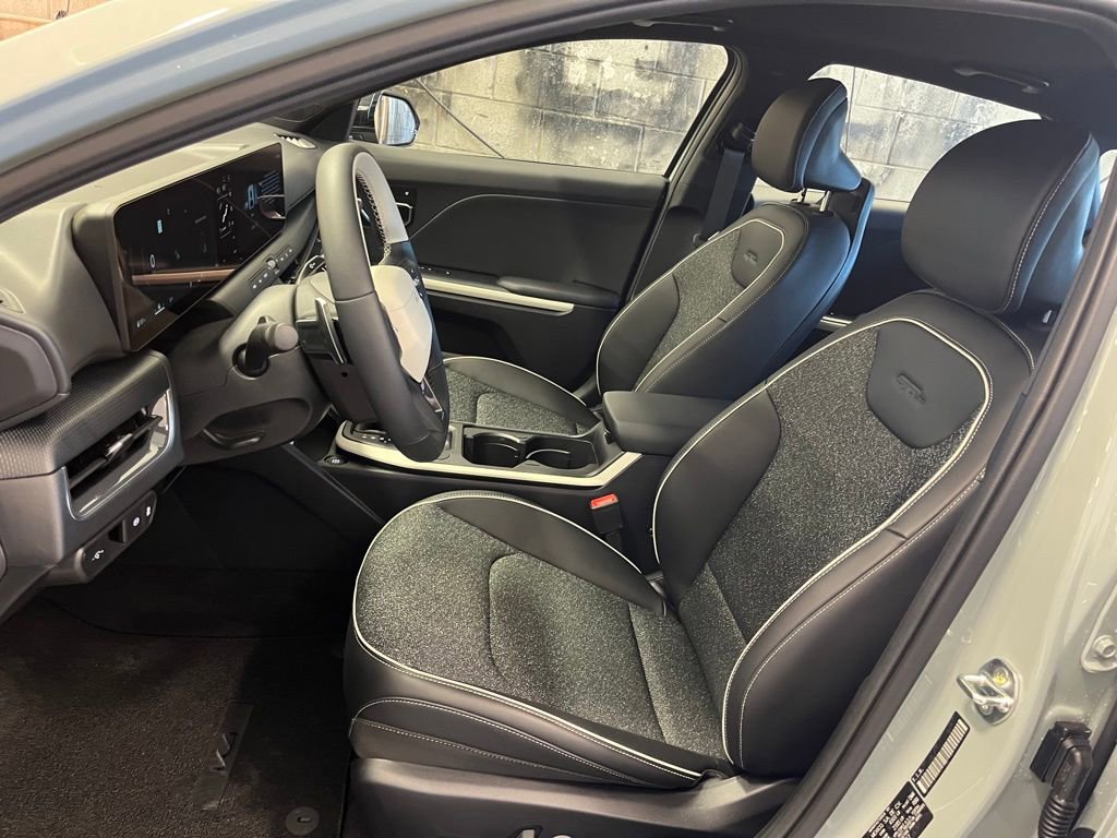 Used 2025 Kia K4 GT-Line w/ GT-Line Sunroof Package FWD image 13