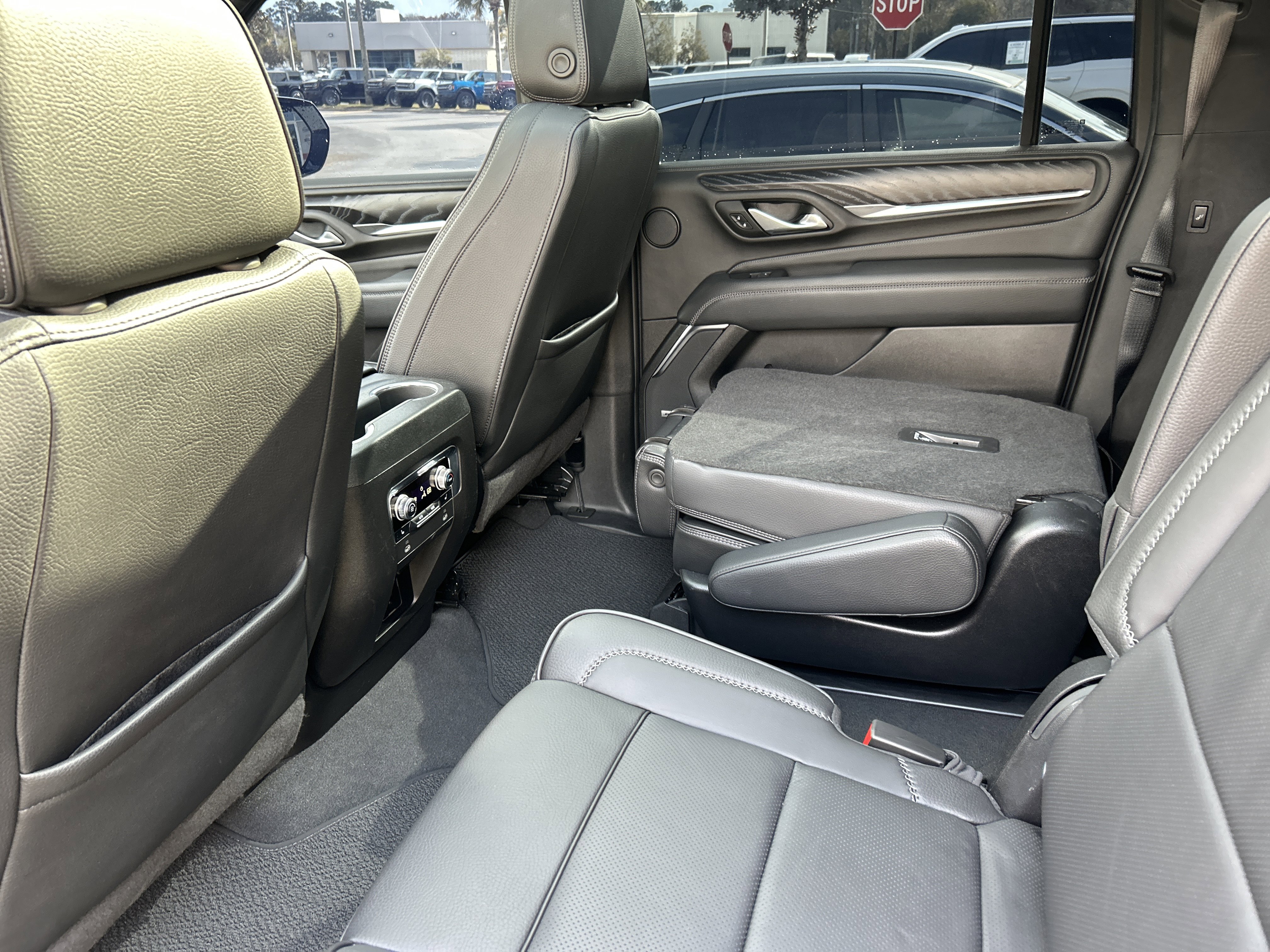 Certified 2022 GMC Yukon XL Denali image 21