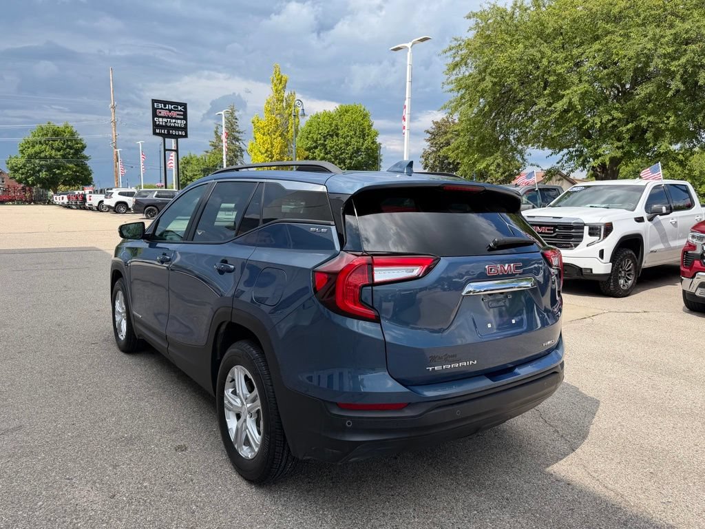 Certified 2024 GMC Terrain SLE w/ Driver Convenience Package AWD/4WD image 7
