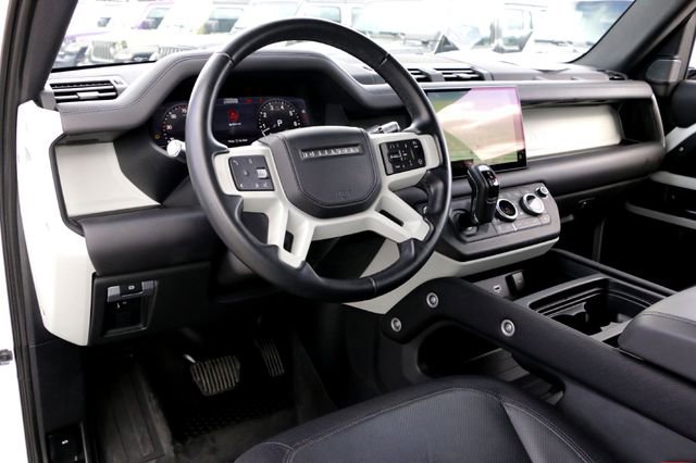 Used 2022 Land Rover Defender 90 X-Dynamic HSE image 9