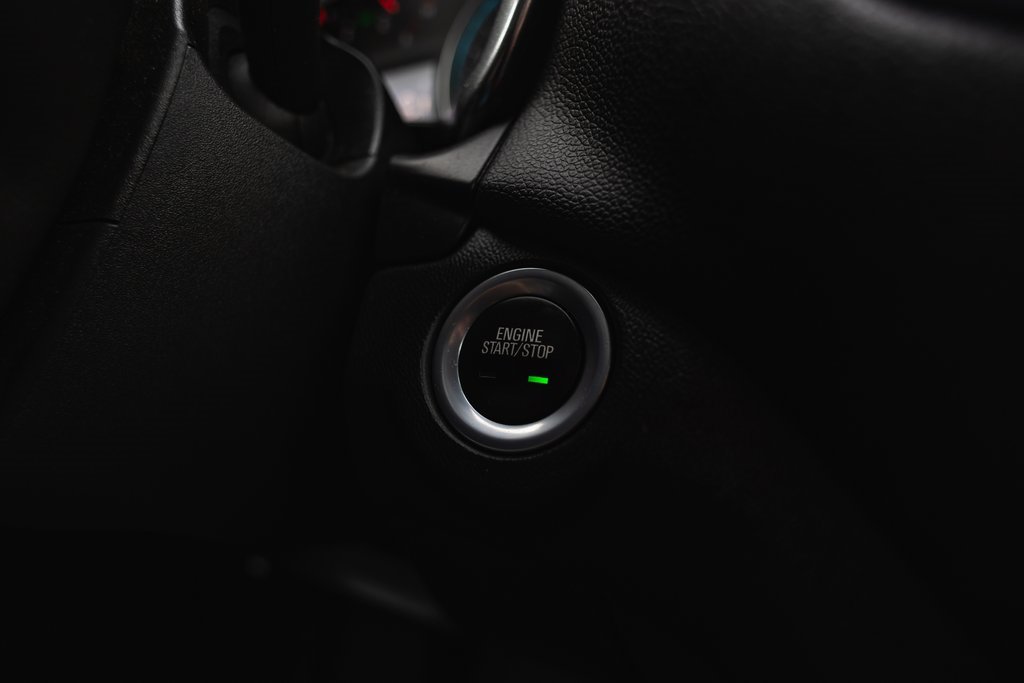 Used 2020 Chevrolet Equinox LT image 16