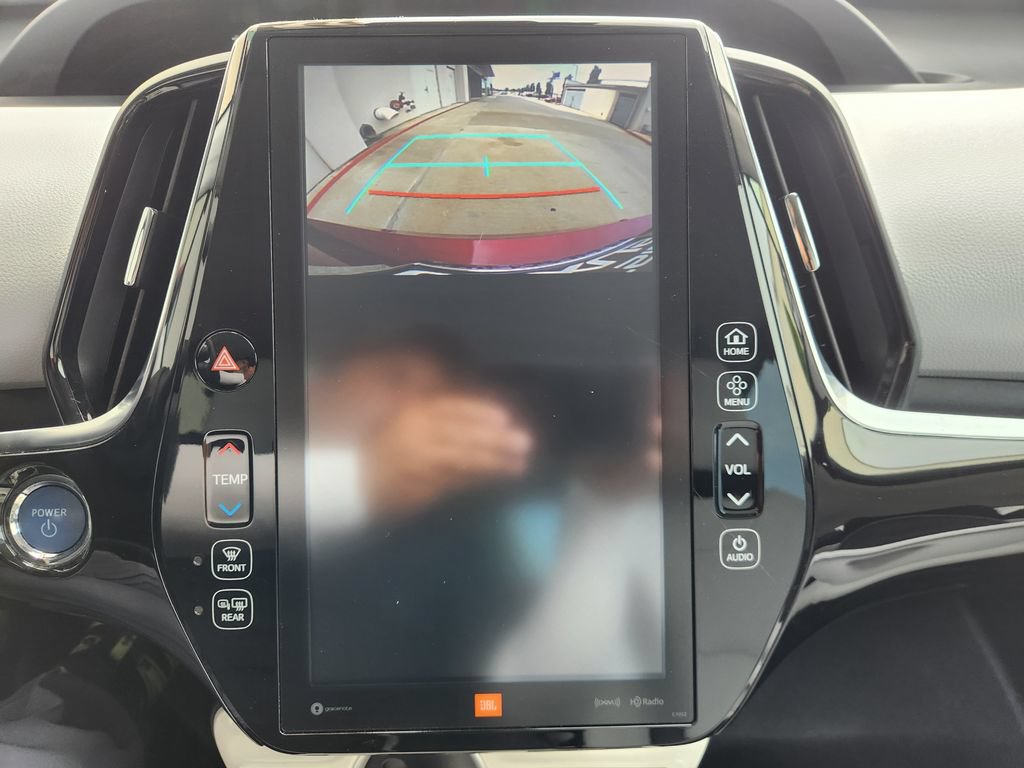 Used 2017 Toyota Prius Prime Advanced FWD image 17