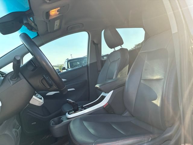 Used 2017 Chevrolet Bolt Premier w/ Driver Confidence II Package FWD image 9