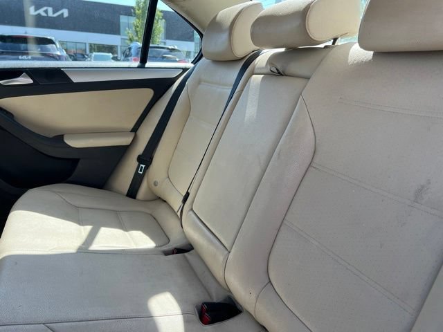 Used 2012 Volkswagen Jetta SEL FWD image 27
