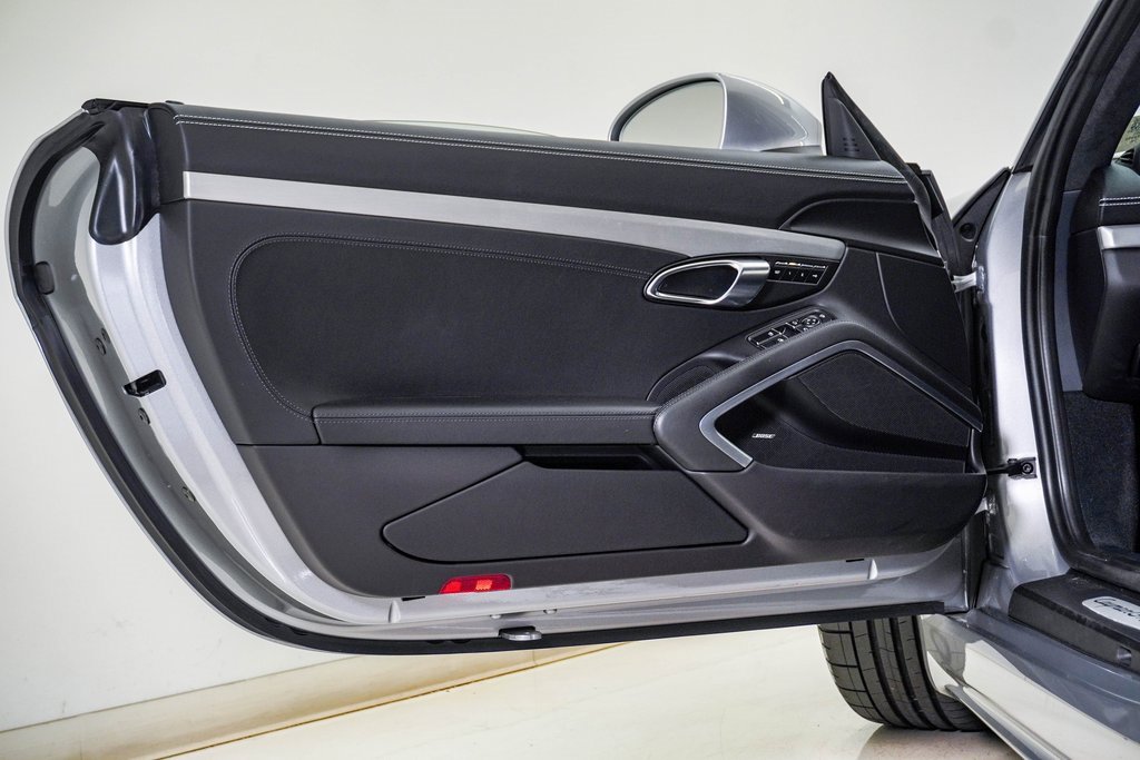 Used 2021 Porsche 718 Cayman GT4 image 27