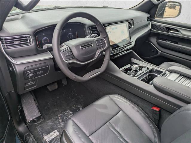 New 2026 Jeep Grand Wagoneer Limited w/ HD Trailer Tow Package AWD/4WD video 3