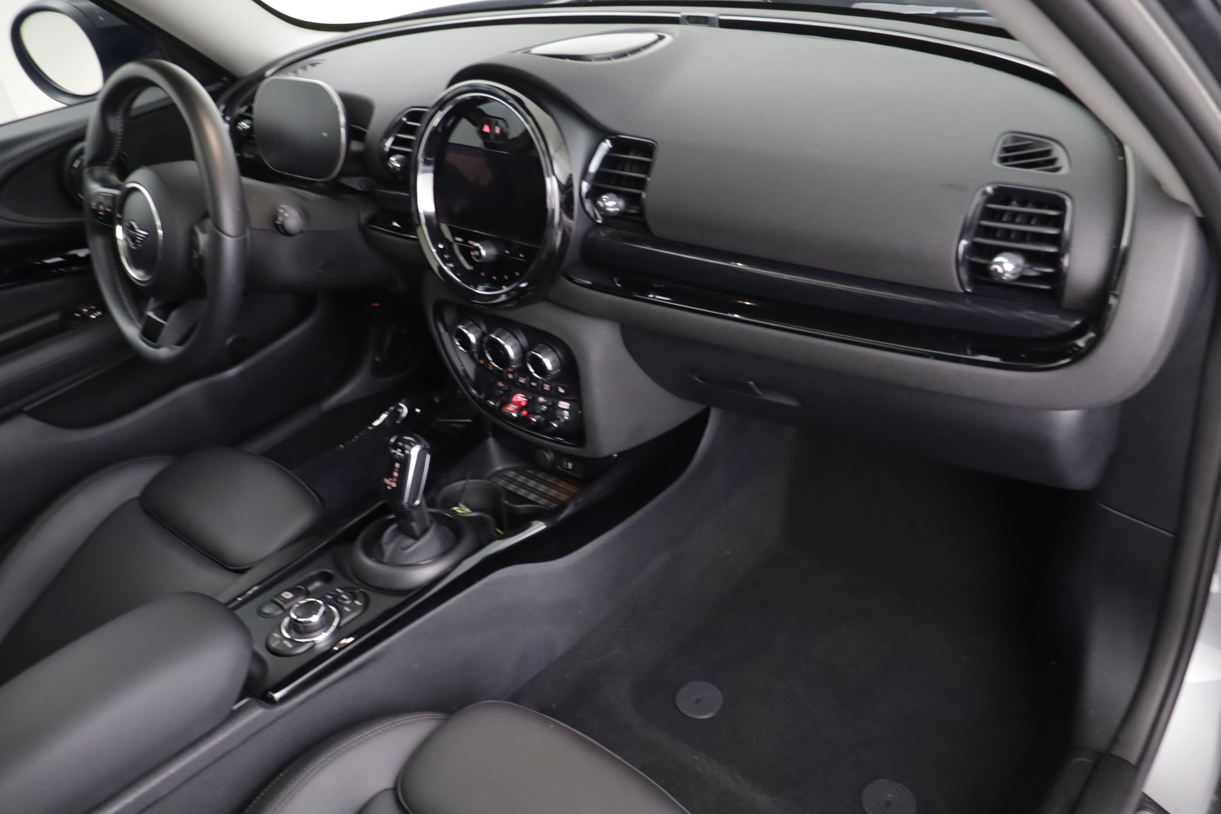 Certified 2024 MINI Cooper Clubman S AWD/4WD image 21