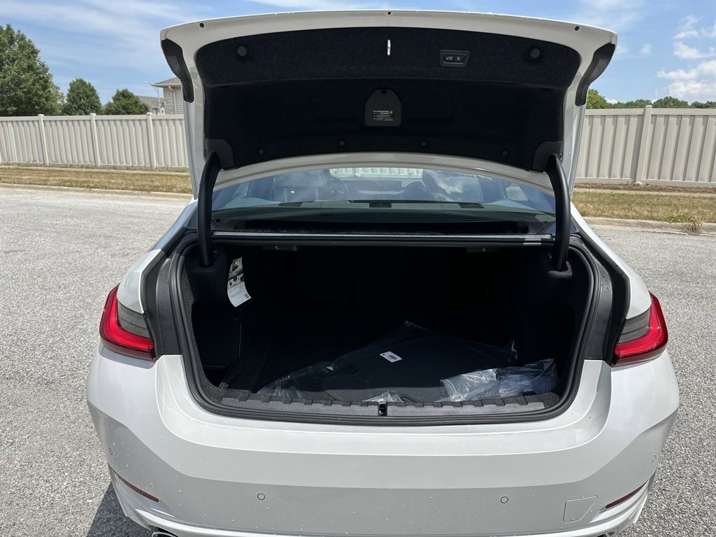 New 2025 BMW 330i xDrive Sedan image 24