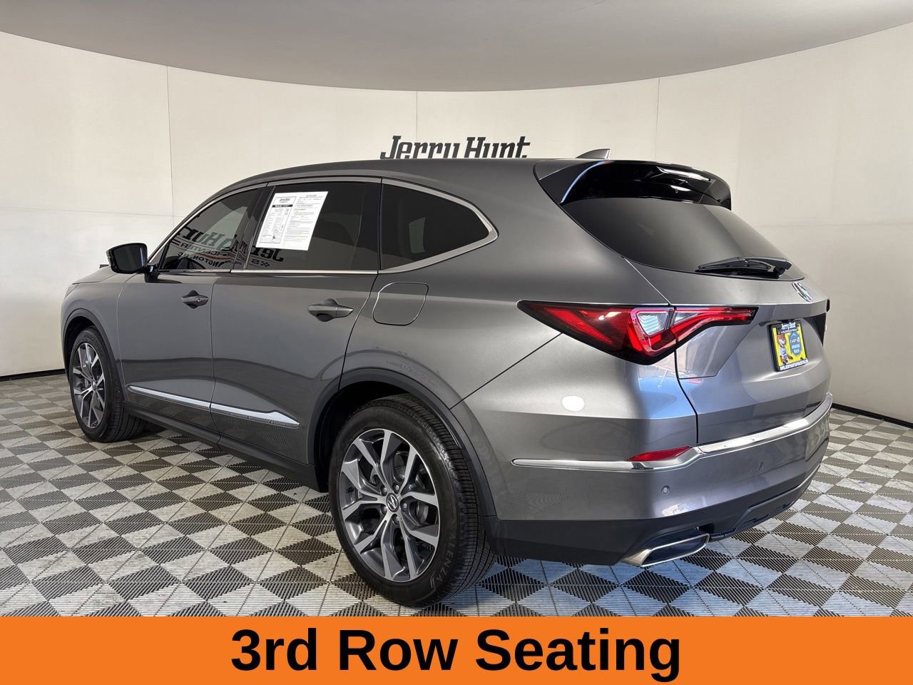 Used 2024 Acura MDX FWD w/ Technology Package image 7