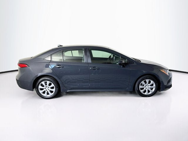 Used 2024 Toyota Corolla LE FWD image 4