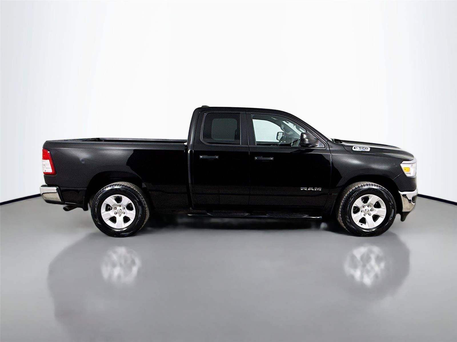 Used 2023 RAM 1500 Big Horn AWD/4WD image 10