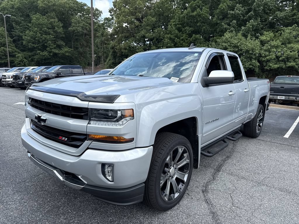Used 2018 Chevrolet Silverado 1500 LT w/ True North Edition AWD/4WD image 3