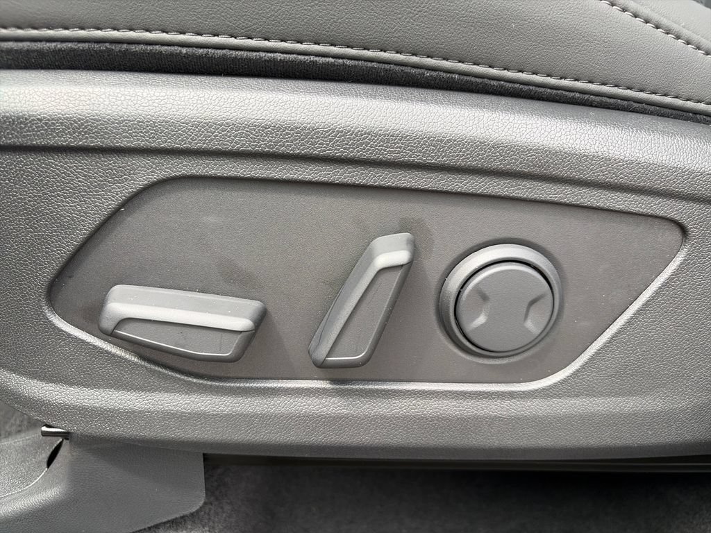 New 2026 Kia Sorento S AWD/4WD image 14