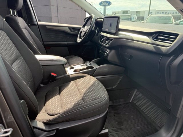 Certified 2024 Ford Escape Active w/ Tech Pack #1 AWD/4WD image 4