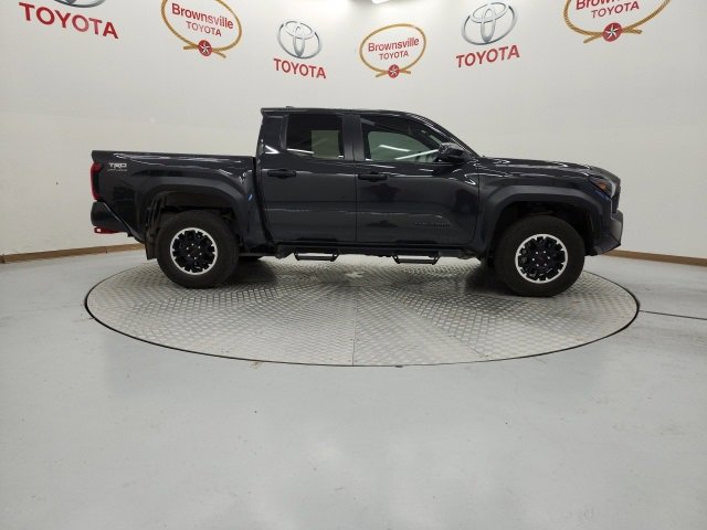 Used 2024 Toyota Tacoma TRD Off-Road image 3