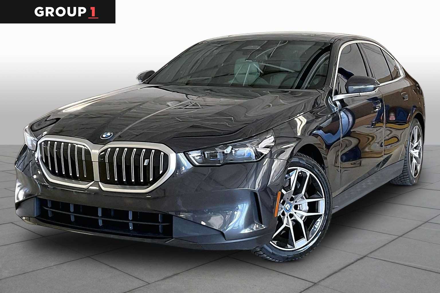 Used 2024 BMW i5 eDrive40i w/ M Sport Package RWD image 1
