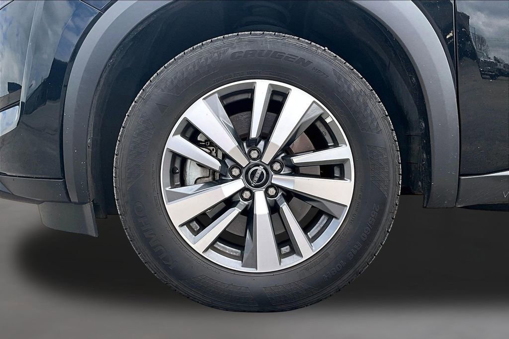 Used 2025 Nissan Pathfinder SL image 32